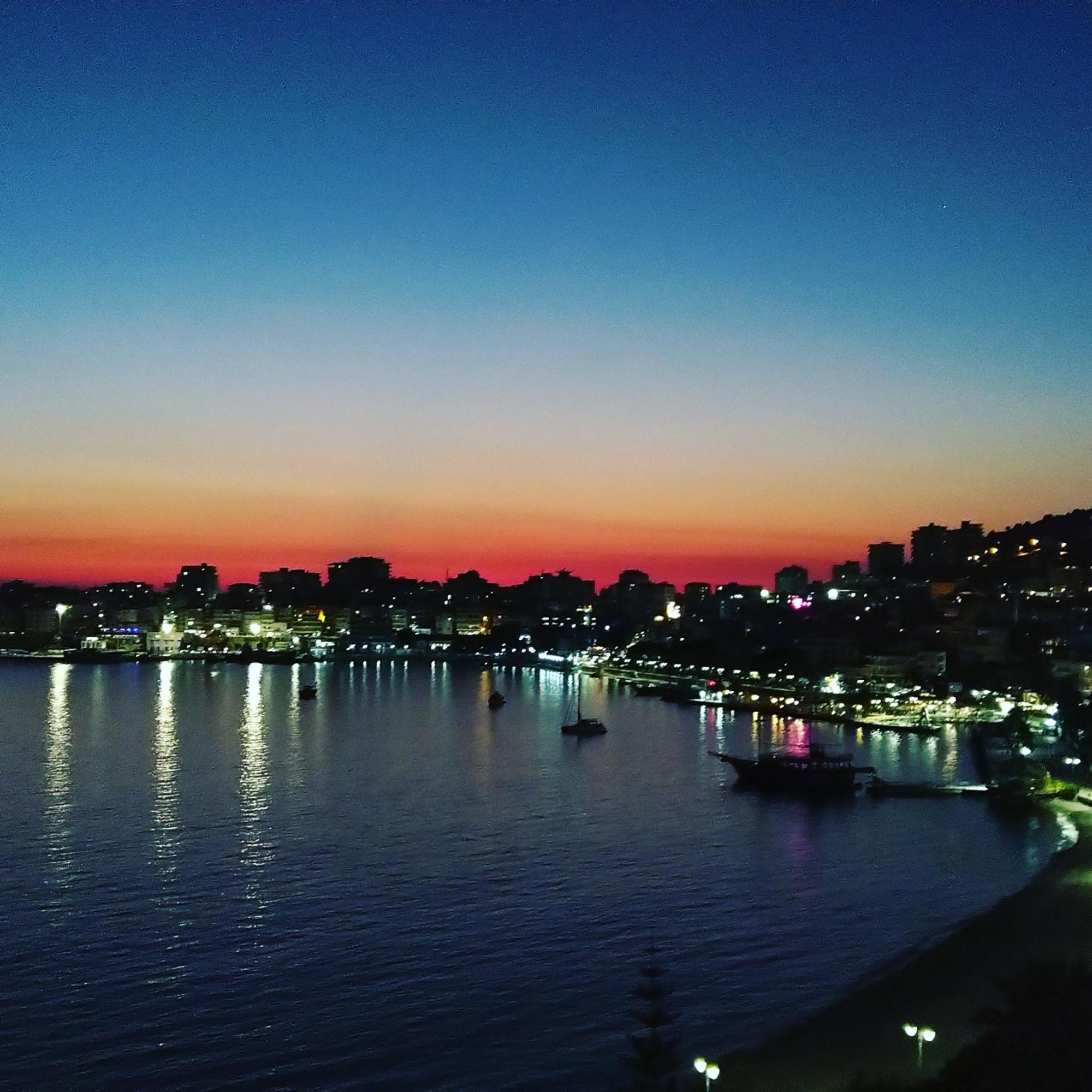 Amazing Sea City View Apartment Саранда Номер фото